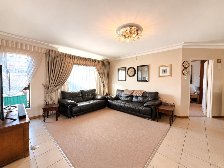 3 Bedroom Property for Sale in Universitas Free State